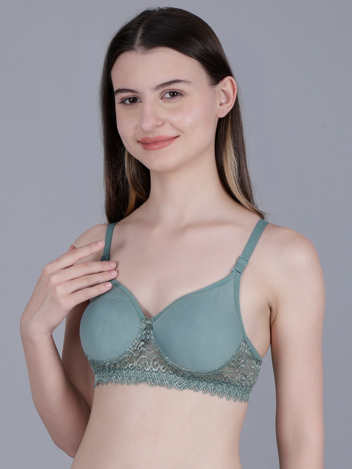 Seamless Lace & Cotton Lightly Padded Non- Wired & Adjustable T-Shirt Bra
