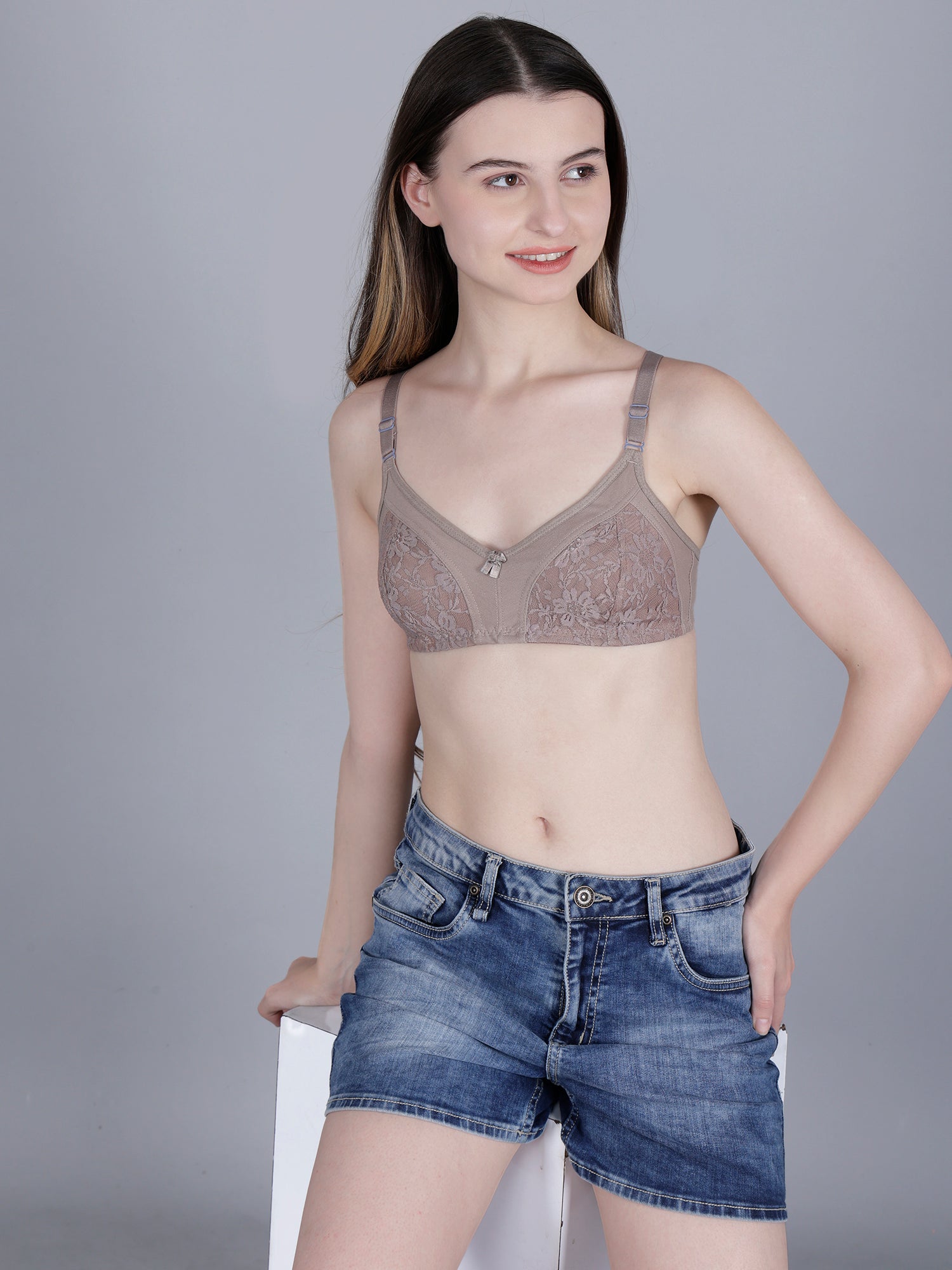 Women's Seamless Lace & Cotton Lightly Padded Full Coverage T-Shirt Bra Combo of 3 (color may vary)